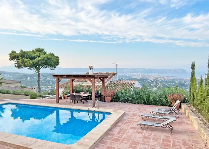 Balconet بيت للعطل خافييا